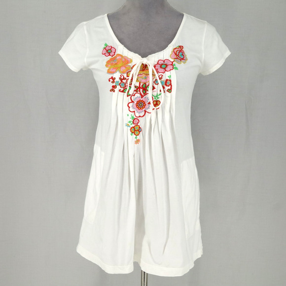 Johnny Was Tops - Johnny Was JWLA Top Womens Small White Floral Embroidery T-shirt Pockets Whimsy